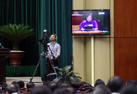 Phiên chất vấn Bộ trưởng LĐ-TB&XH tại Quốc hội chiều 13/6.