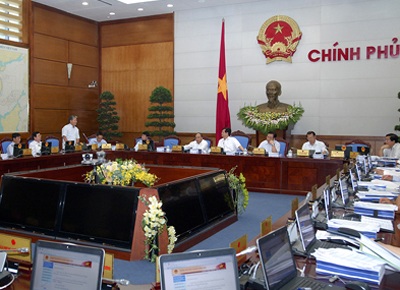 Trách nhiệm cá nhân của Bộ trưởng - quy sao cho cụ thể? - 2 Sáng 13/8, phiên họp về chuyên đề xây dựng pháp luật của Chính phủ tiếp tục diễn ra.