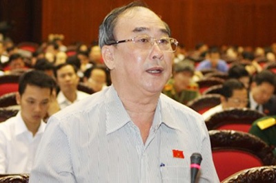 Chỉ “thu hồi”, không “trưng mua” đất là bất công với người dân - 1 Đại biểu Trần Ngọc Vinh: Thu hồi đất phải gắn liền với việc an dân.