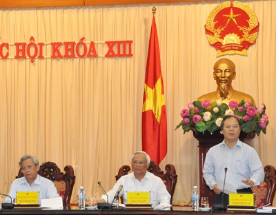 Chưa có thủ tục kỷ luật, thôi việc đối với cán bộ