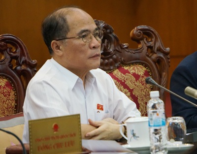 Không để “hòa cả làng” vụ chôn thuốc sâu ở Thanh Hóa - 2 Phó Chủ tịch Huỳnh Ngọc Sơn: Vụ chôn thuốc sâu, hậu quả để lại phải có người chịu trách nhiệm.