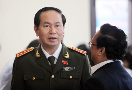 Bộ trưởng Công an Trần Đại Quang trả lời về vụ án oan 10 năm - 1 Bộ trưởng Công an Trần Đại Quang tại Quốc hội ngày 5/11 (ảnh: Việt Hưng).