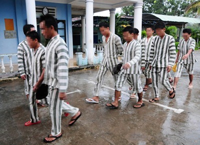 Giám sát chặt để xử nghiêm vị thành niên phạm tội nghiêm trọng - 1 Giám sát chặt để xử nghiêm vị thành niên phạm tội nghiêm trọng