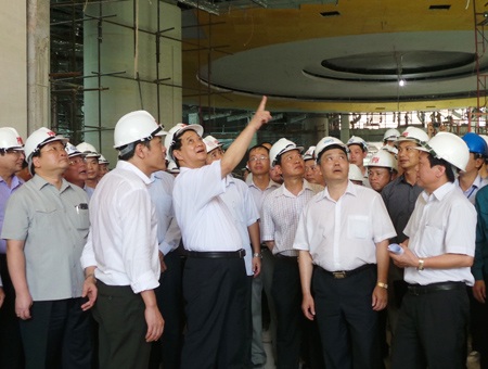 Thủ tướng kiểm tra công trình Nhà Quốc hội giai đoạn “chạy nước rút” - 1 Thủ tướng kiểm tra công trình Nhà Quốc hội giai đoạn “chạy nước rút”