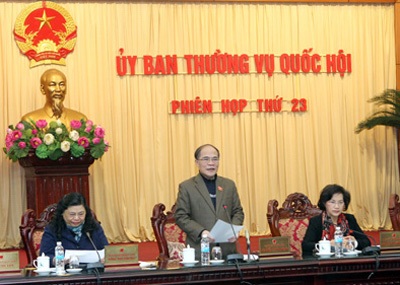 Vấn đề hôn nhân đồng giới lại “thổi bùng” tranh luận - 1 Chủ tịch Quốc hội: Luật kéo tụt tuổi kết hôn là đi ngược xu hướng tiến bộ? (ảnh: TTXVN)