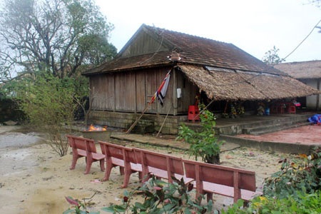 Chính phủ rót vốn làm đường từ QL1A đến Nhà lưu niệm Đại tướng - 1 Nhà lưu niệm Đại tướng Võ Nguyên Giáp tại huyện Lệ Thủy, tỉnh Quảng Bình.