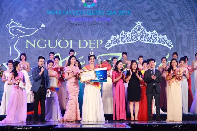 Đăng quang ngôi vị quán quân của Người đẹp xứ Thanh 2014 là thí sinh Nguyễn Khánh Huyền