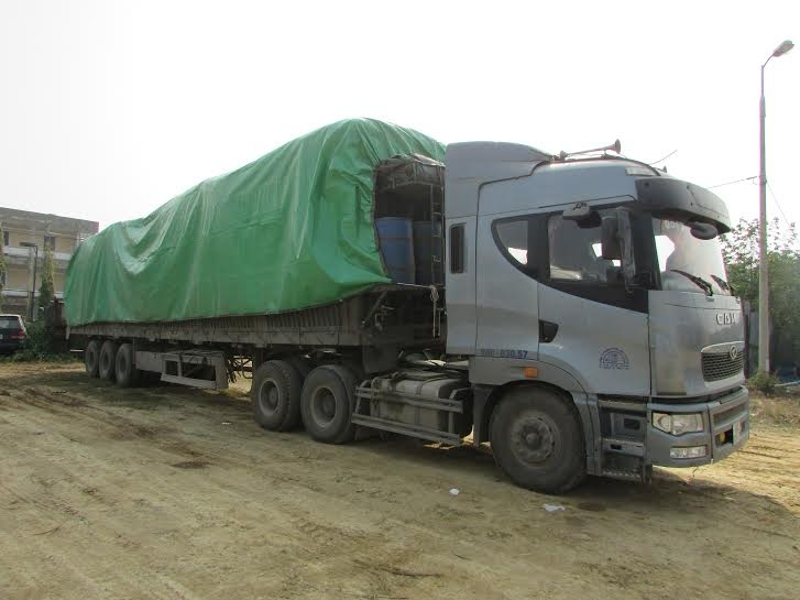 Một trong những chiếc xe tải chở quá tải trọng 300% cho phép
