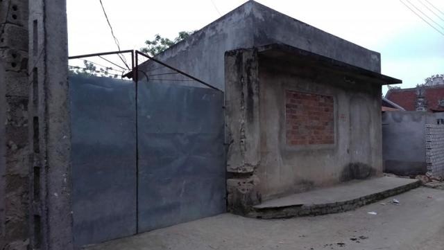 Cả làng hoang mang vì một hộ nấu dầu gây ô nhiễm - 1 Cả làng hoang mang vì một hộ nấu dầu gây ô nhiễm