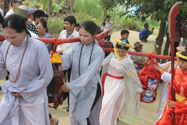 Nước tiên đã được rước về