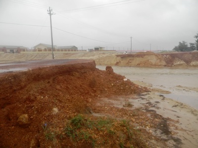 Bão số 4 đi qua, nguy cơ lũ quét rất lớn - 3