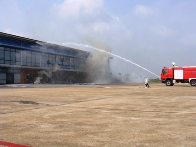 30 phút "xử lý kịp thời đám cháy lớn” tại sân bay Đồng Hới - 2