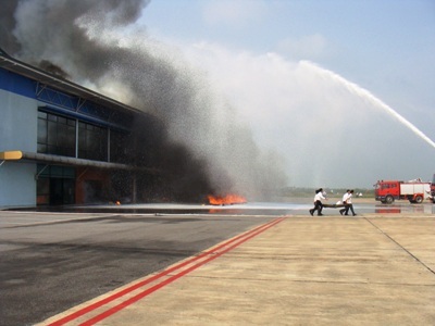 30 phút "xử lý kịp thời đám cháy lớn” tại sân bay Đồng Hới - 3