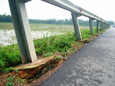 Đường xuống cấp sau 1 năm sử dụng - 2