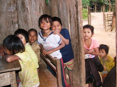 Những thầy giáo trẻ gieo chữ giữa heo hút đại ngàn - 6