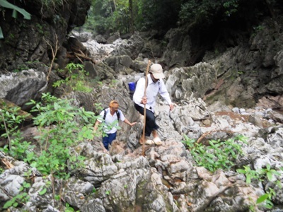 Những thầy giáo trẻ gieo chữ giữa heo hút đại ngàn - 2