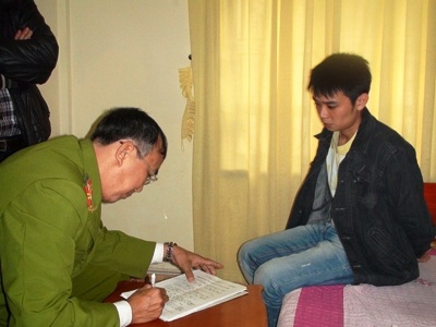 Bắt giữ đôi tình nhân tàng trữ ma tuý trong khách sạn