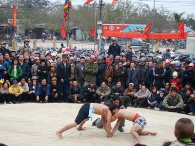 Về làng Sình xem vật cổ truyền - 22