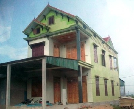 Vì sao 3 cây sưa trăm tỉ dễ dàng “lọt” khỏi cửa rừng? - 1 Vì sao 3 cây sưa trăm tỉ dễ dàng “lọt” khỏi cửa rừng?