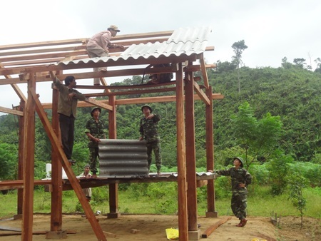 Bản nghèo “thay da đổi thịt” giữa đại ngàn