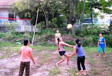 Và các chị em luôn xem đánh bóng chuyền là để giải trí và rèn luyện sức khỏe