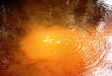 ...và đến ngày 18/11, hố tử thần này lại xuất hiện hiện tượng lạ