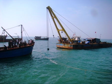 Lưới của chiếc tàu bị chìm đã được các ngư dân vớt được trước đó