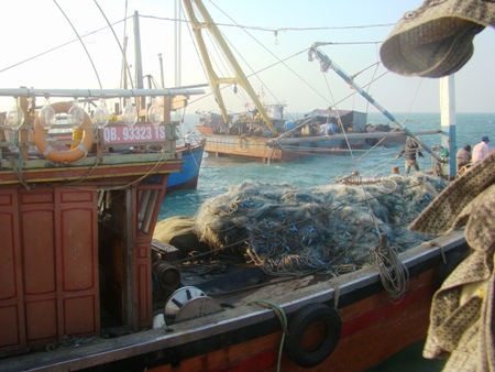 Lưới của chiếc tàu bị chìm đã được các ngư dân vớt được trước đó