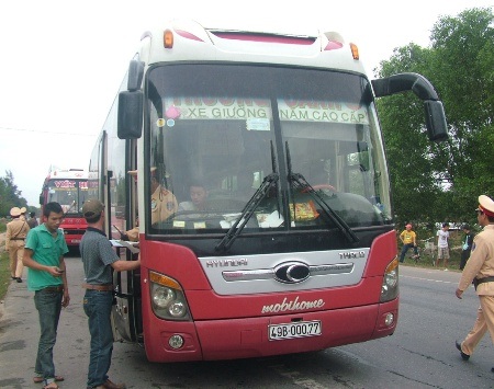 Quảng Bình: Phát hiện và xử lý trên 200 xe khách vi phạm