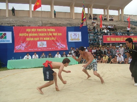 Đây là lần thứ 16, huyện Quảng Trạch tổ chức lễ hội vật