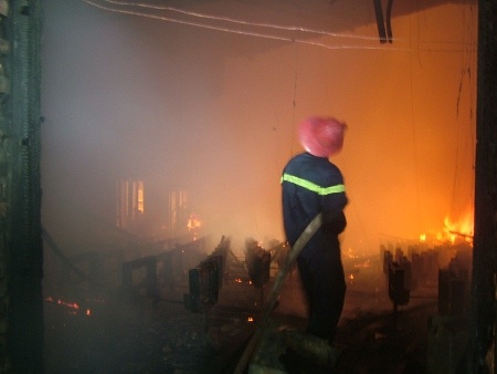 ...và tiếp cận sâu vào trong