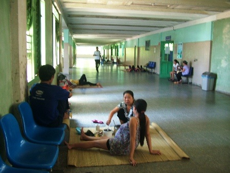 Quá ngột ngạt với đợt nắng nóng đầu mùa