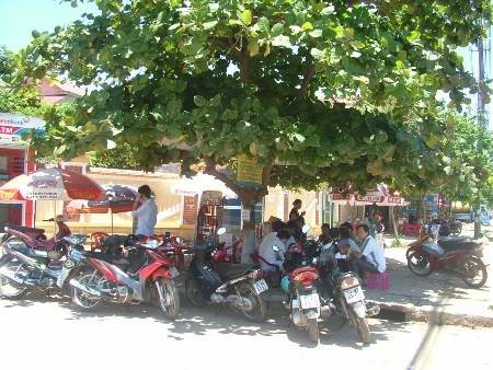 Quá ngột ngạt với đợt nắng nóng đầu mùa