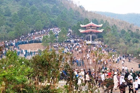 Linh cữu Đại tướng đã mãi mãi nằm lại với quê hướng