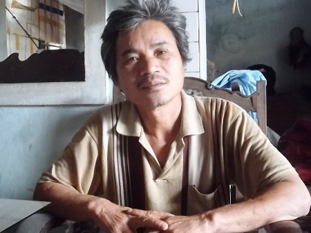 Khung cảnh tan hoang ở nghĩa trang thôn Xuân Hòa