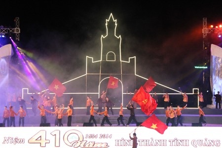 Màn nghệ thuật mừng đất nước thống nhất