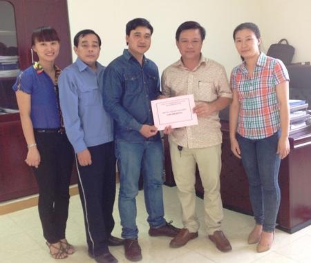 Nhiều đơn vị tham gia “Tiếp sức ngư dân bám biển”