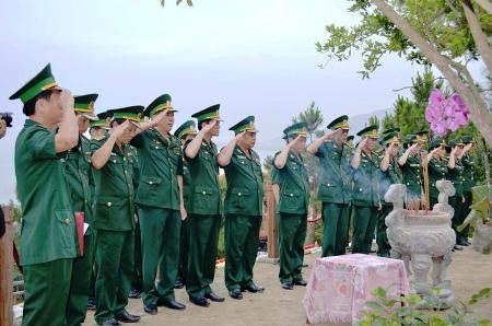  ...Bộ chỉ huy BĐBP tỉnh Quảng Bình đến viếng Đại tướng Võ Nguyên Giáp