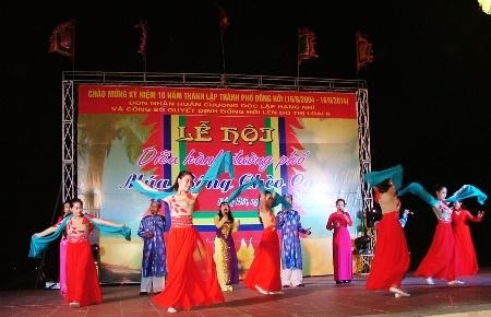 Tiết mục văn nghệ đặc sắc tại lễ hội