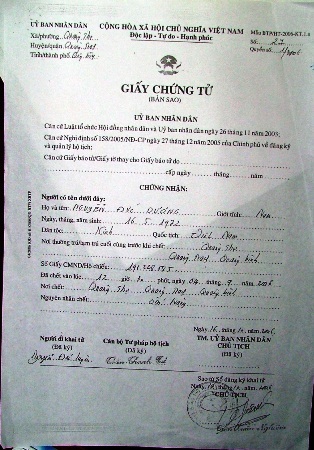 Giấy Chứng tử của anh Dương ghi rõ mất năm 2006