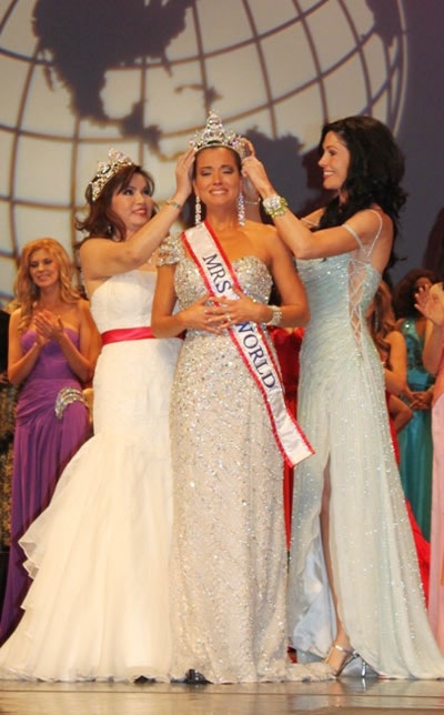 Á hậu Quý bà Thu Hương xuất hiện trên trang web cuộc thi - 1