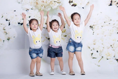 Ngắm “thiên thần” nhà Thúy Hằng - Thúy Hạnh đón Giáng sinh - 3