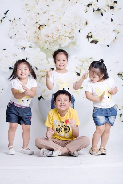 Ngắm “thiên thần” nhà Thúy Hằng - Thúy Hạnh đón Giáng sinh - 6