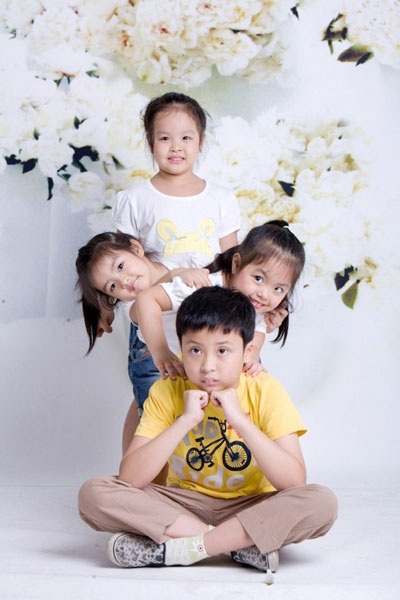 Ngắm “thiên thần” nhà Thúy Hằng - Thúy Hạnh đón Giáng sinh - 8