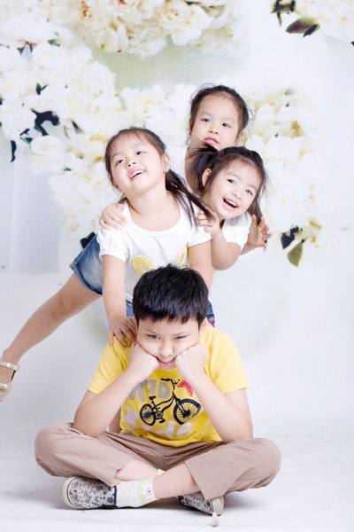 Ngắm “thiên thần” nhà Thúy Hằng - Thúy Hạnh đón Giáng sinh - 9