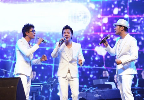 Hà Hồ “khoe” lưng trần tại “Bài hát yêu thích” - 14