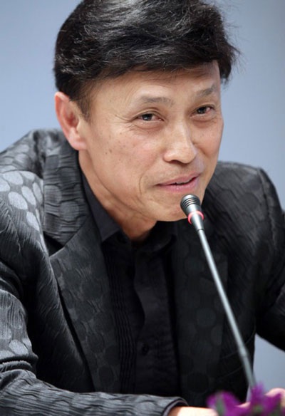 Tuấn Ngọc: “Một ngàn năm nữa cũng không có một Trịnh Công Sơn” - 1 Tuấn Ngọc: “Một ngàn năm nữa cũng không có một Trịnh Công Sơn” - 1