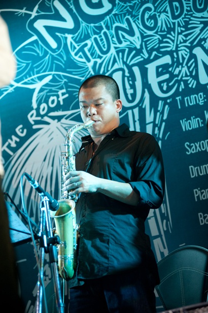 Thăng hoa cùng "Quê nhà" của Nguyên Lê - Tùng Dương - 13 Thăng hoa cùng "Quê nhà" của Nguyên Lê - Tùng Dương - 13