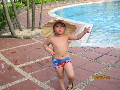 Vẻ ngộ nghĩnh của con trai “chuồn chuồn ớt” Ngọc Khuê - 6