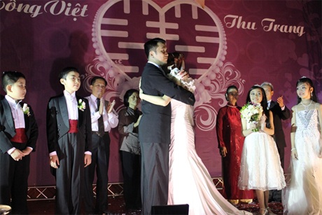 Đám cưới độc đáo của cặp đôi dance sport Hồng Việt - Thu Trang - 4 Đám cưới độc đáo của cặp đôi dance sport Hồng Việt - Thu Trang - 4